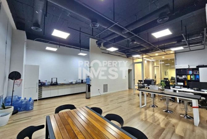 Tirane, jepet me qera zyre Kati 0, 220 m² 2.000 € (Kopshti Botanik)