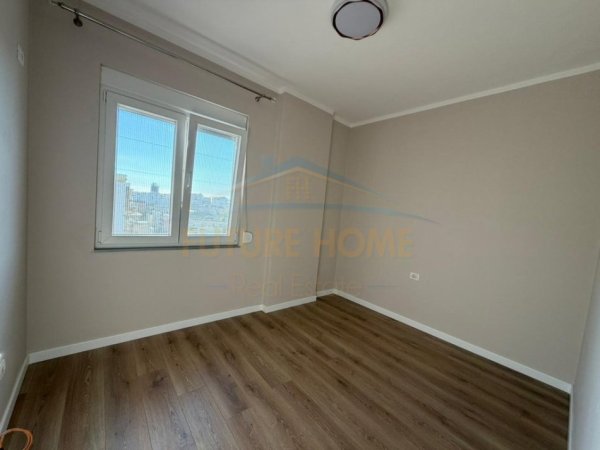 Durres, shes apartament 2+1+Ballkon Kati 9, 103 m² 140.000 € (Prane Markates, Durres)