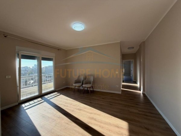 Durres, shes apartament 2+1+Ballkon Kati 9, 103 m² 140.000 € (Prane Markates, Durres)