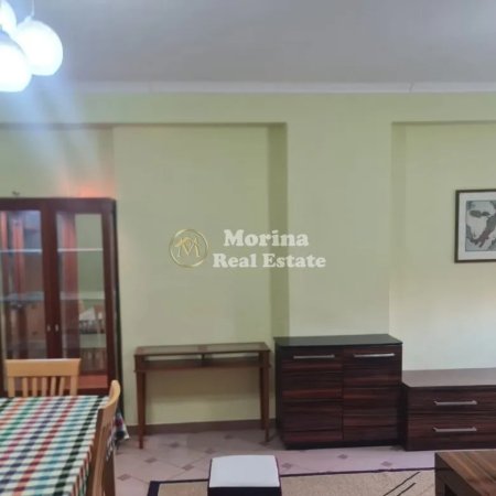 Tirane, jepet me qera apartament 1+1 Kati 2, 70 m² 680 € (Rruga e Durresit)