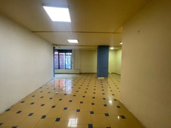 SHITET AMBIENT BIZNESI 107 M2   (ISH EKSPOZITA)