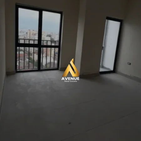 Tirane, shitet apartament 2+1 Kati 10, 91 m² 211.000 € (rruga e dibres)