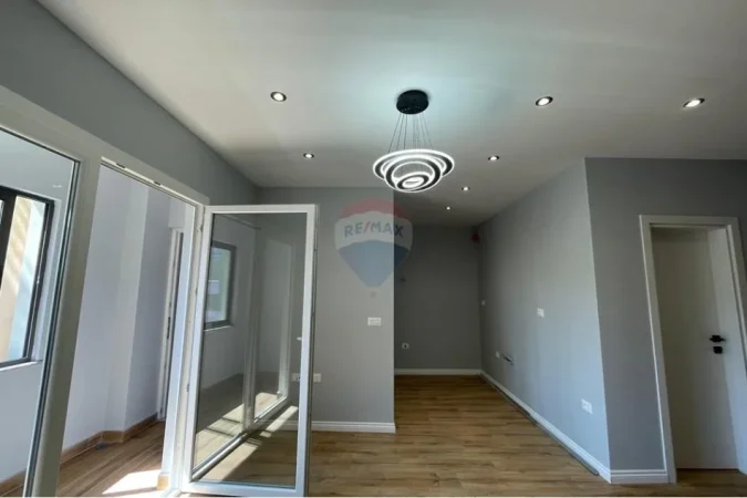 Tirane, shitet apartament 1+1 Kati 6, 49 m² 98.000 € (Rruga 5 Maji, Tiranë(ID: 530181098-65)