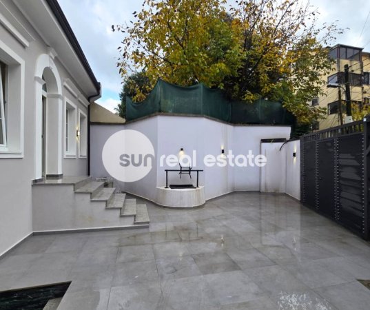 Shkoder, jepet me qera shtepi 3+1 Kati 0, 205 m² 1.000 € (AFER PEDONALES)