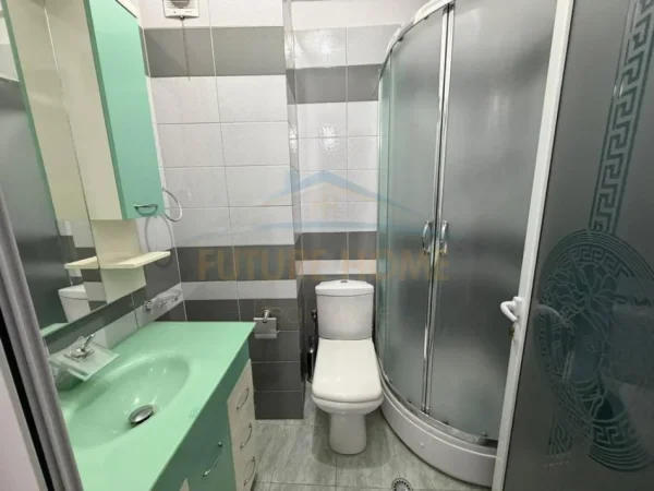 Tirane, shitet apartament 2+1 Kati 8, 89 m² 130.000 € (Unaza Re, Tirane)