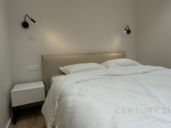 Tirane, jepet me qera garsonier 1+1 Kati 1, 65 m² 1.500 € (Qender)