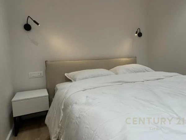 Tirane, jepet me qera garsonier 1+1 Kati 1, 65 m² 1.500 € (Qender)