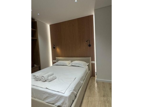 Tirane, jepet me qera garsonier 1+1 Kati 1, 65 m² 1.500 € (Qender)