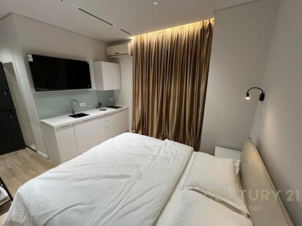 Tirane, jepet me qera garsonier 1+1 Kati 1, 65 m² 1.500 € (Qender)