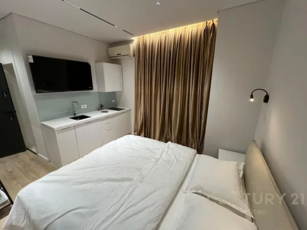 Tirane, jepet me qera garsonier 1+1 Kati 1, 65 m² 1.500 € (Qender)