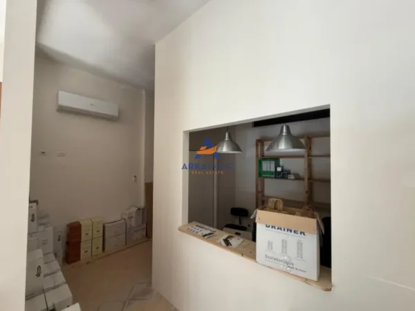 Tirane, shitet ambjent biznesi Kati 0, 103 m² 169.000 €