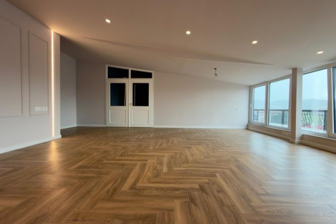 Tirane, shitet apartament duplex 2+1 Kati 13, 215 m² 650.000 € (Shallvaret, Tiranë(ID: 530181047-556)
