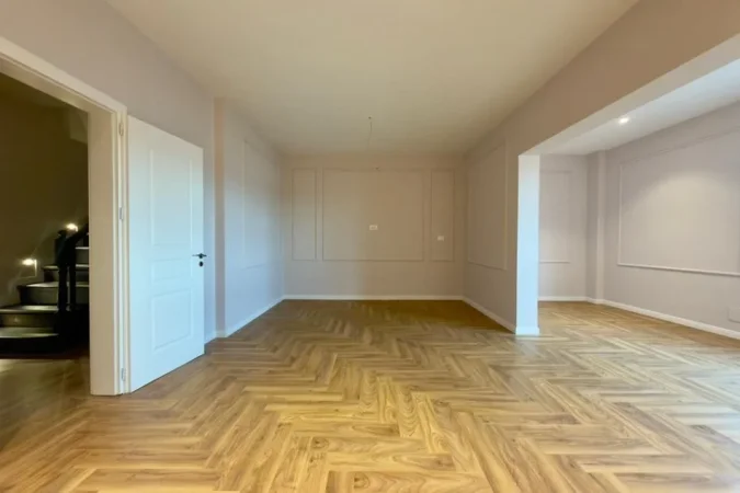 Tirane, shitet apartament duplex 2+1 Kati 13, 215 m² 650.000 € (Shallvaret, Tiranë(ID: 530181047-556)