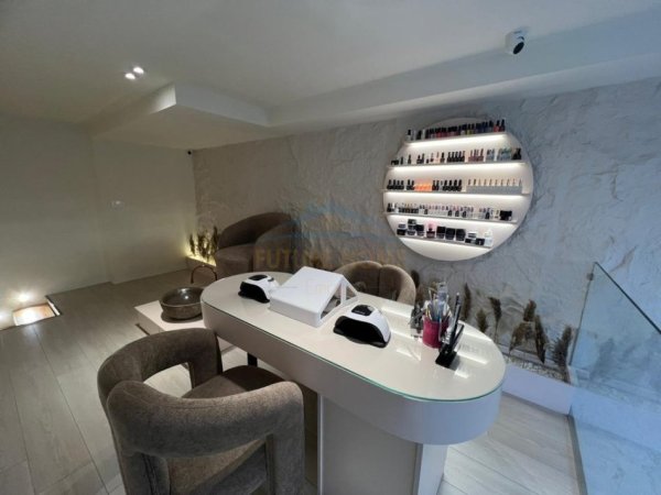 Tirane, jepet me qera ambjent biznesi Kati 0, 10 m² 260 € (Rruga Jordan Misja, Rezidenca Marga 1, Tirane)