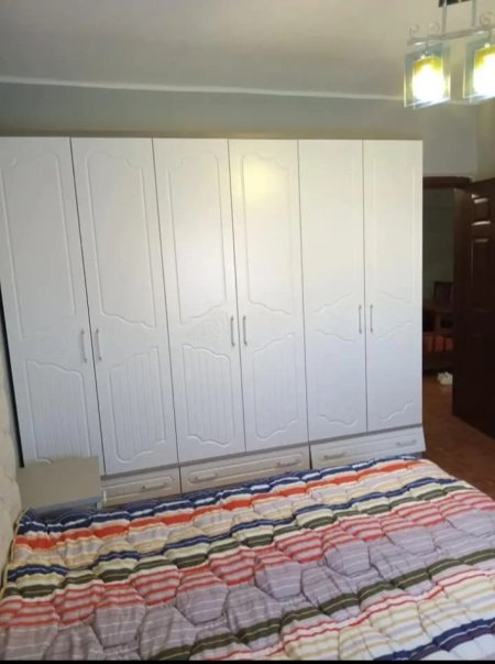 Tirane, jepet me qera apartament 1+1+Ballkon Kati 8, 70 m² 450 € (Don Bosko)