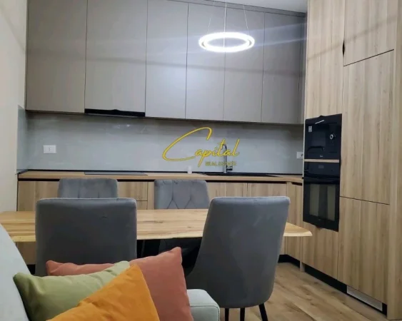 Tirane, jepet me qera apartament 1+1 Kati 3, 67 m² 1.000 € (LIQENI I THATE)