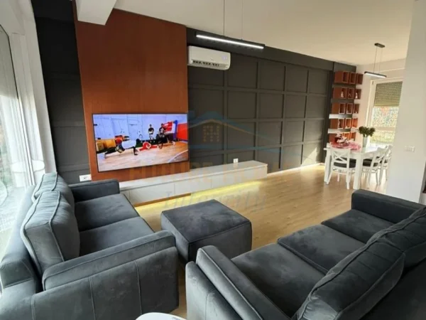 Tirane, shitet Vile 3 Katshe Kati 0, 197 m² 399.000 € (AbA Residence, Tiranë.)