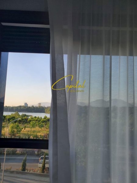 Tirane, jepet me qera apartament 2+1 Kati 3, 100 m² 1.300 € (LIQENI I THATE)