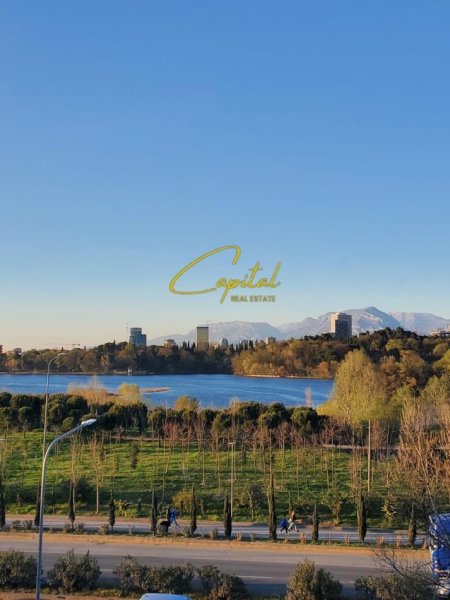 Tirane, jepet me qera apartament 2+1 Kati 3, 100 m² 1.300 € (LIQENI I THATE)