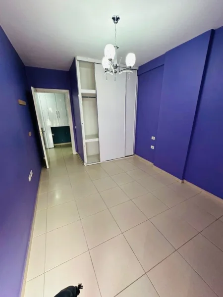 Tirane, shitet apartament 2+1+Ballkon Kati 8, 90 m² 135.000 € (ASTIR)