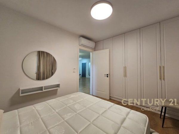 Tirane, jepet me qera apartament 2+1 Kati 7, 85 m² 750 € (Ish Fusha Aviacionit)