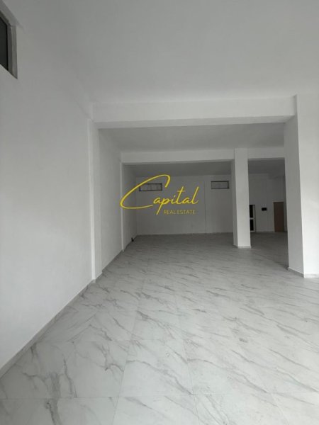 Tirane, jepet me qera dyqan Kati 0, 120 m² 1.700 € (ALI DEMI)