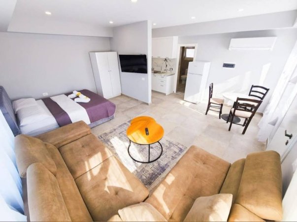 Jepet Garsoniere me Qera tek Jordan Misja,    400 €URO