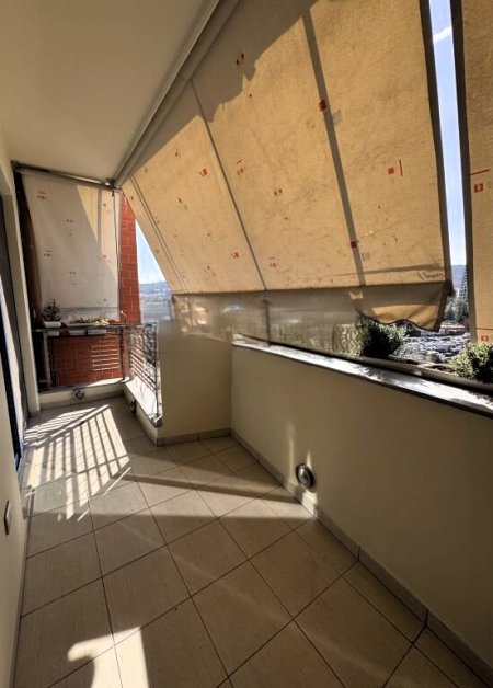 Tirane, jepet me qera apartament 3+1 Kati 6, 136 m² 1.500 € (rruga e kosovarve)