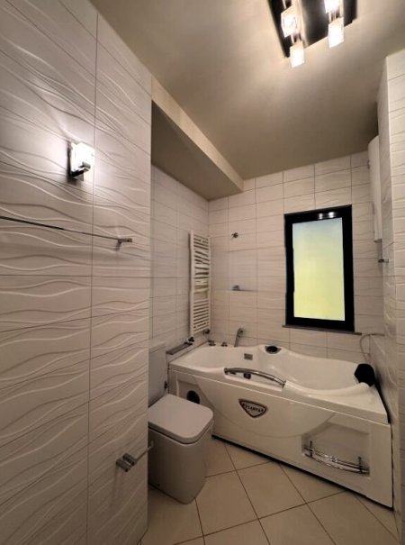 Tirane, jepet me qera apartament 3+1 Kati 6, 136 m² 1.500 € (rruga e kosovarve)