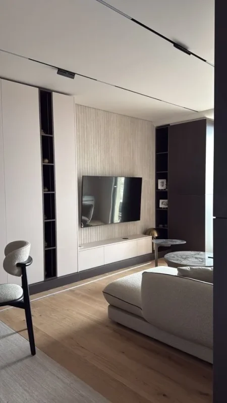 Tirane, jepet me qera apartament 1+1 Kati 13, 70 m² 1.200 €