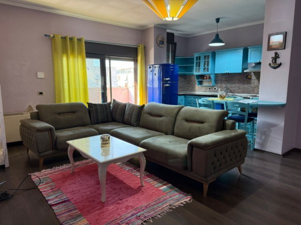 Tirane, shitet apartament 2+1+Aneks+Ballkon Kati 7, 97 m² 141 milion lek ( të vjetra ) (Rruga Panajot Pano)