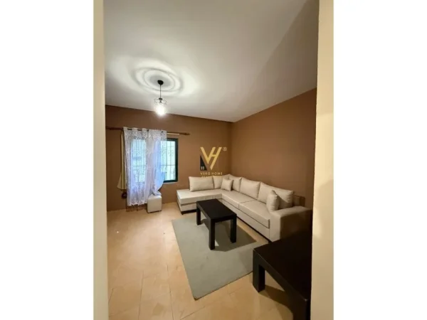Tirane, jepet me qera apartament 2+1+Ballkon Kati 1, 83 m² 500 € (KODRA E DIELLIT)