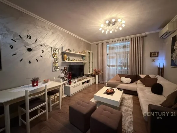 Tirane, shes apartament 2+1 Kati 6, 90 m² 225.000 € (Globe)
