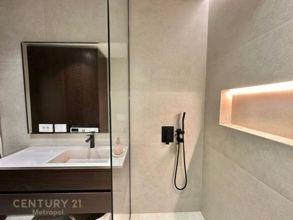 Tirane, shes apartament 1+1 Kati 7, 67 m² 167.000 € (Vilat Gjermane)