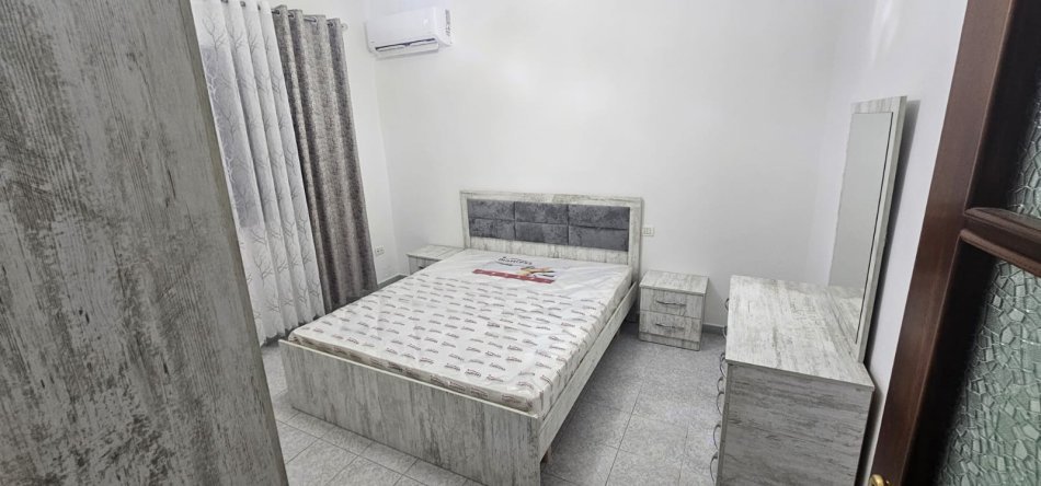 Durres, jepet me qera apartament 1+1 Kati 4, 65 m² 400 € (Lagjia 5)