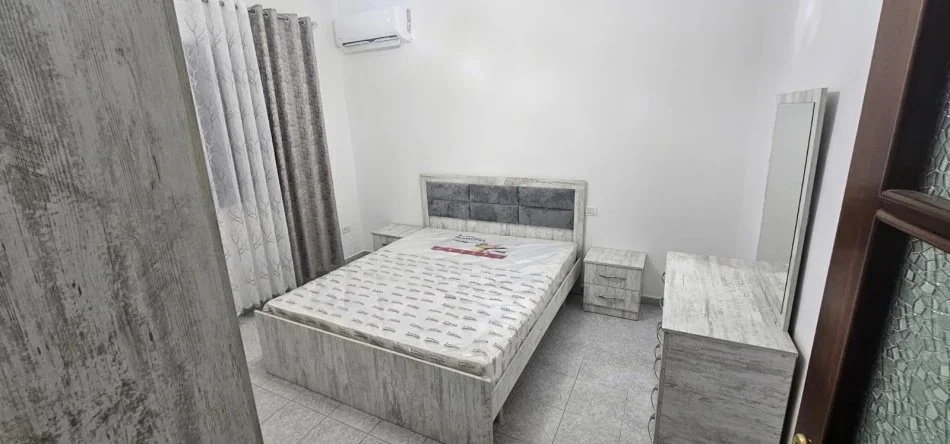 Durres, jepet me qera apartament 1+1 Kati 4, 65 m² 400 € (Lagjia 5)