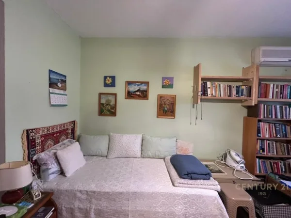 Tirane, shes apartament 2+1 Kati 3, 100 m² 169.000 € (Ambasada Amerikane)