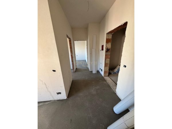 Tirane, shes apartament 2+1 Kati 3, 78 m² 198.000 € (Shkolla e Kuqe)