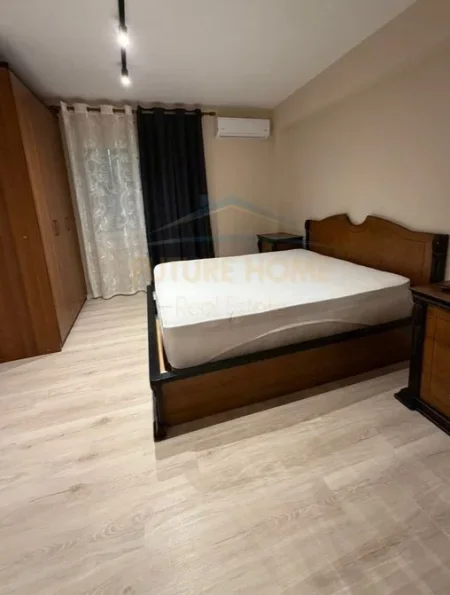 Qera, Apartament 2+1, Oxhaku , Tiranë.