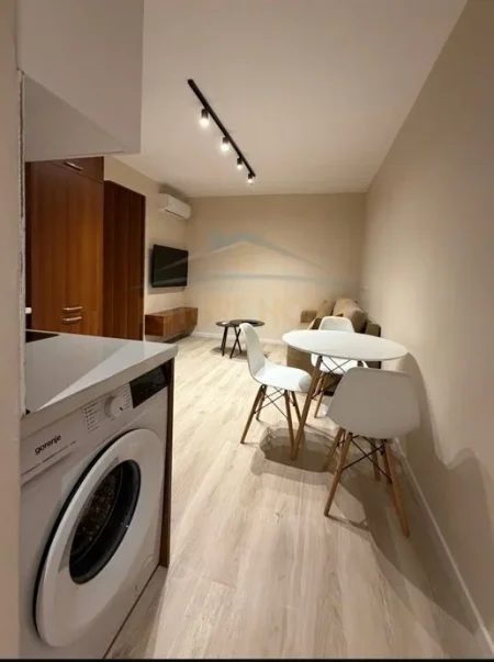 Qera, Apartament 2+1, Oxhaku , Tiranë.