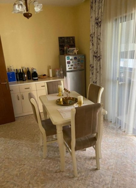 Tirane, jepet me qera apartament 1+1 Kati 6, 75 m² 600 € (rruga kavajes)