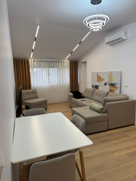 Tirane, jepet me qera apartament 1+1 Kati 8, 60 m²  (Don bosko)