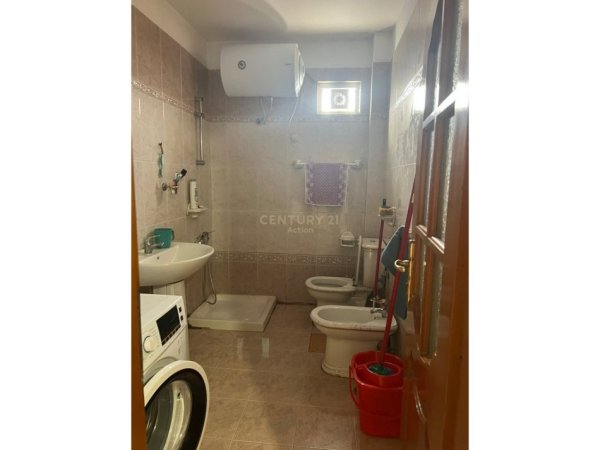 Tirane, shes apartament Kati 5, 118 m² 169.000 € (Qsut)