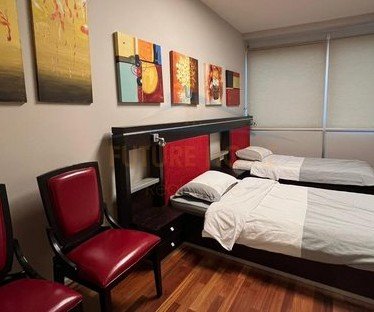 Qera, Apartament 3+1+2, Pranë Downtown, Tiranë