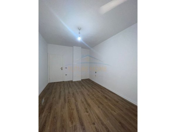 Tirane, jepet me qera apartament 1+1 Kati 6, 74 m² 430 € (Unaza e Re prane Bar Santanes)