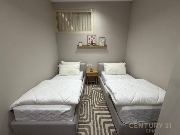 Tirane, shes apartament 2+1 Kati 2, 75 m² 190.000 € (Rruga e Bogdaneve)