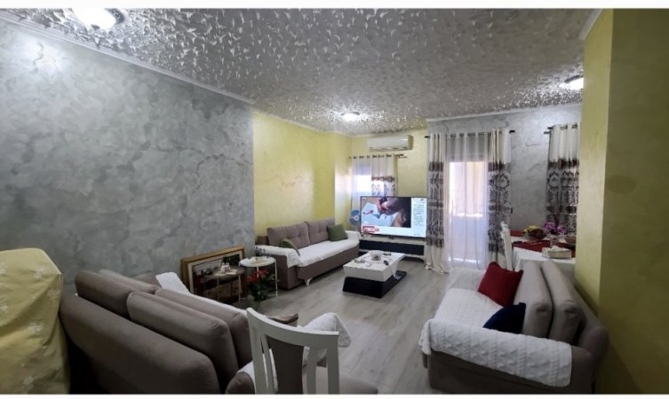 Tirane, jap me qera apartament 1+1+Aneks+Ballkon Kati 4, 1 m² 550 € (Don bosko mbrapa hotel Ferrarit)