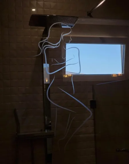 Tirane, shitet Vile 5+1+Ballkon , 600 m² 975.000 € (Mjull Bathore)