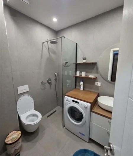 Tirane, jepet me qera apartament 2+1 Kati 6, 138 m² 900 € (KOPSHTI BOTANIK)