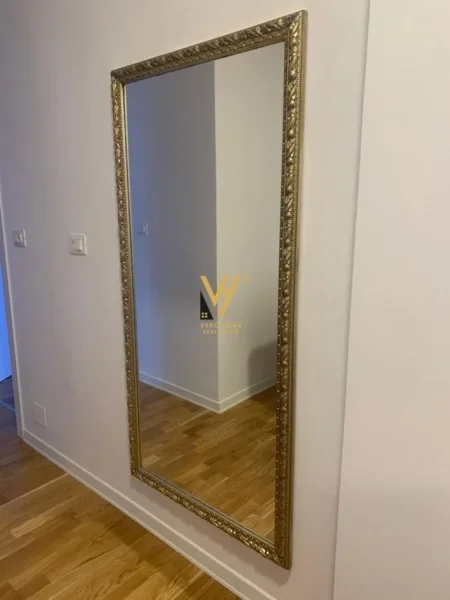 Tirane, jepet me qera apartament 3+1+Ballkon Kati 3, 170 m² 2.500 € (ISH BLLOK)